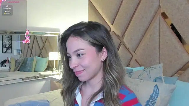 LuuluBerry's Live XXX Chat