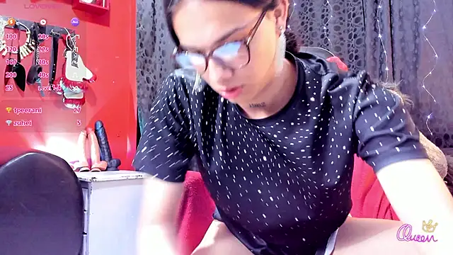 Almaazz's Live XXX Chat