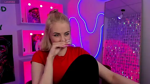 StephanieSweety live XXX chat
