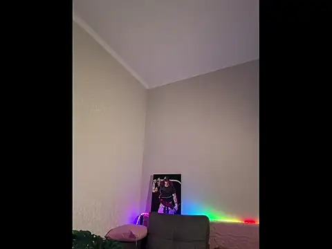 plugmyHDMI's Live XXX Chat