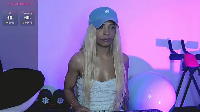 Živý XXX chat SarahRaynex