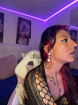 Chat XXX en directo de SamathaMay