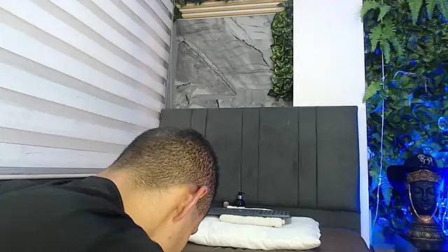 samirscott's Live XXX Chat