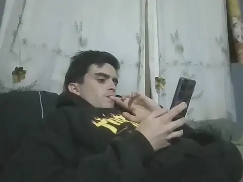 Rodrigo99_9 Show in webcam