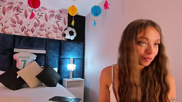 AmmyJones_'s Live XXX Chat