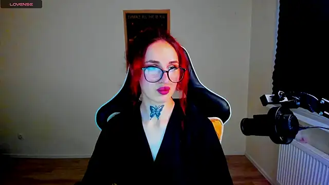 your_tora Adlı Modelin Canlı XXX Sohbeti