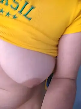 Chat +18 de Rafaelayamazaki ao vivo