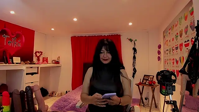 Sarah_teiku Chat XXX in diretta
