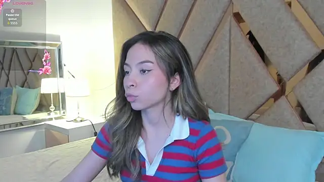 LuuluBerry XXX чат на живо