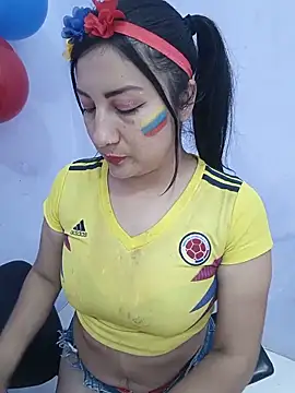 camila_hot_05 即時 XXX 聊天