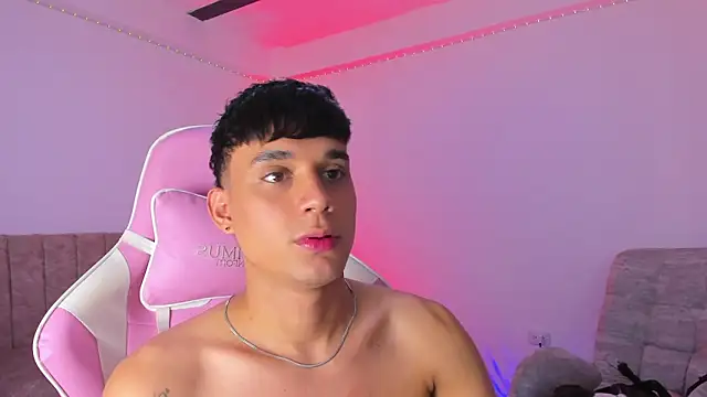 Chat +18 de Michael_Jordan_zz ao vivo