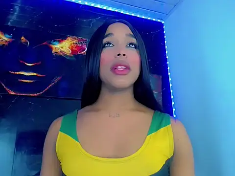 צ'אט XXX בשידור חי של SaramyBigcock
