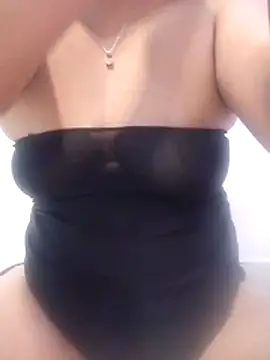 nikkyguddi Live XXX-chat