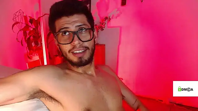 Chat XXX en directo de Colby_brown03