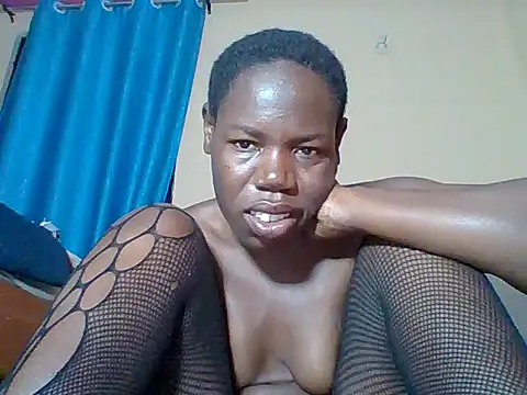 Blacksexyqueen24 – Naživo XXX chat