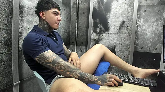 Gury_tattooのライブXXXチャット