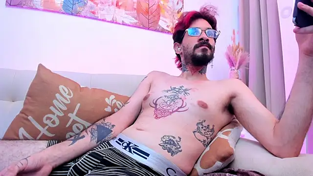 Chat +18 de Jonathan_Soto ao vivo
