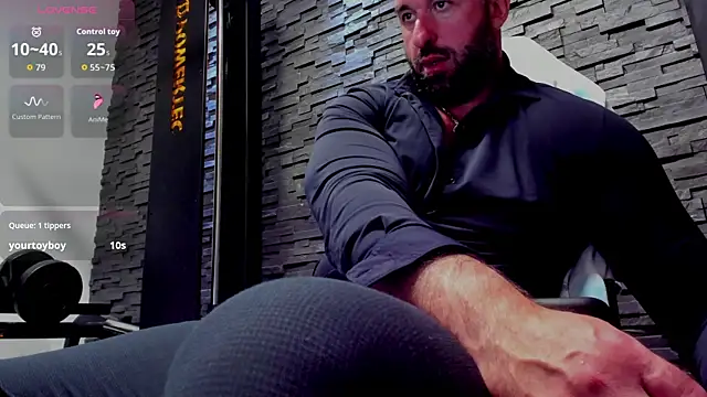 แชท XXX สดของ David_Big_Daddy