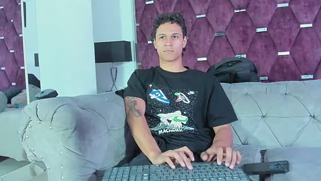 TonyBenedetti Live XXX Chat