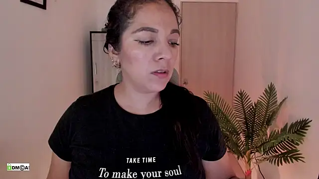 urcute_kitten Chat XXX live