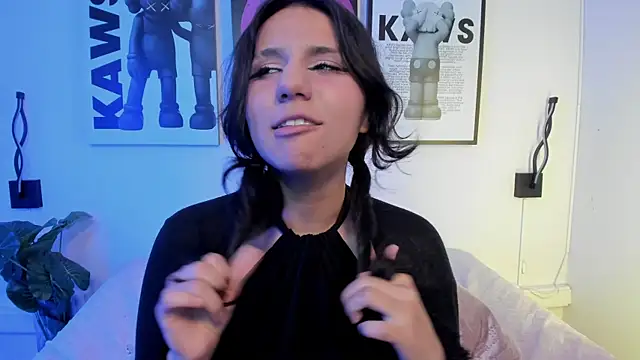 HollyPeach 现场XXX聊天