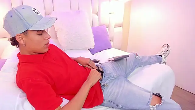 JacobFerrer Adlı Modelin Canlı XXX Sohbeti