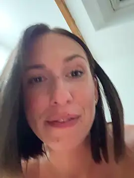 Chat +18 de lola_tentatiion ao vivo