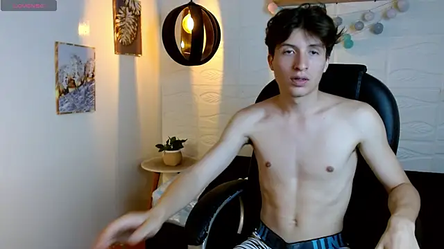 Czat XXX na żywo – Marcoviolet