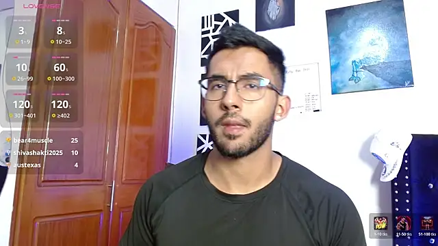 Chat XXX en directo de romanpearce_