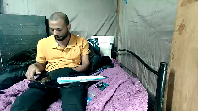 دردشة Camodick الجنسية المباشرة