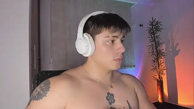 Giordano_Russoのウェブカメラショー