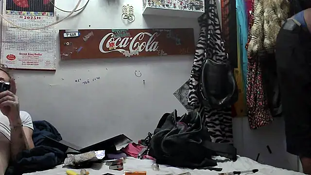 VanillaSnowcones' Live XXX Chat