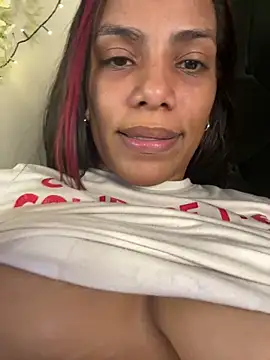 Živý XXX chat ArielleMillerr-