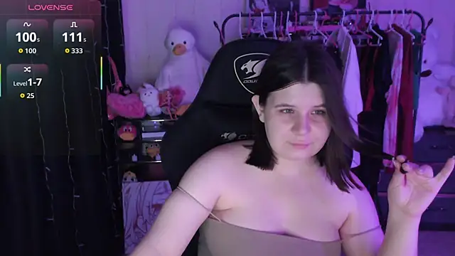 AmyVibess Chat XXX in diretta