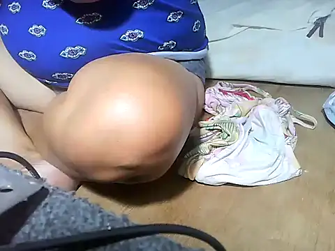 star_ass Adlı Modelin Canlı XXX Sohbeti