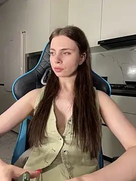 CurlyLara Chat XXX in diretta