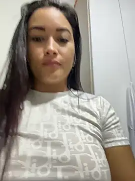 Tatiana123_ 即時 XXX 聊天