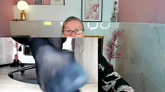 Czat XXX na żywo – Alexandra_Kind