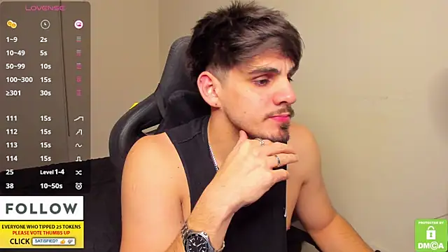 Živý XXX chat Derekksc