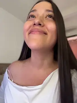 Nhefertary Chat XXX in diretta