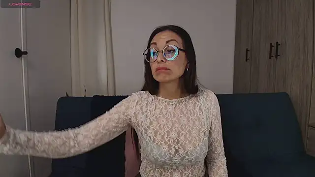 Swetisabella01's Live XXX Chat