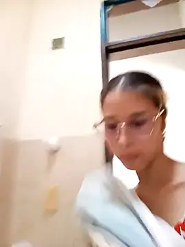 Show de Sexi_girl29 na webcam