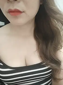 Chat XXX en directo de Cogai-nhutnhat