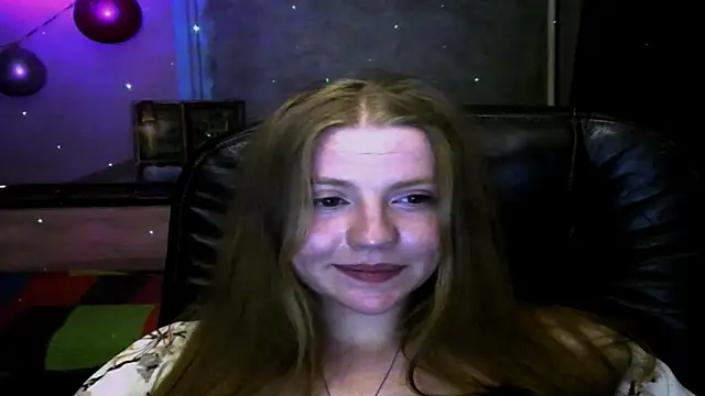 Chat +18 de Space_Girls_699 ao vivo