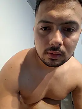 ORTIZ96hot Chat XXX live