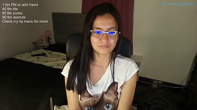ChloeSanchezx's Live XXX Chat