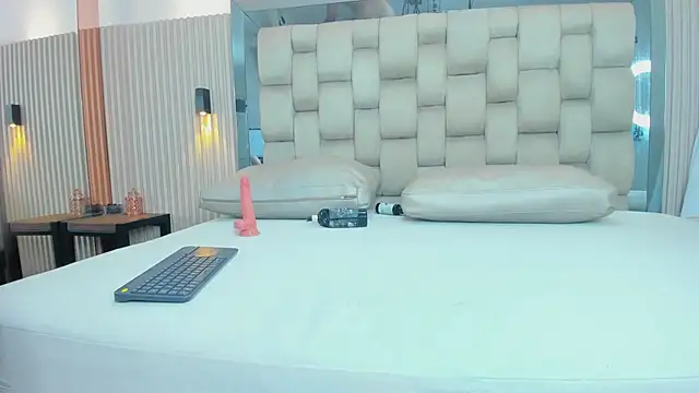 madelein_fosterr Adlı Modelin Canlı XXX Sohbeti