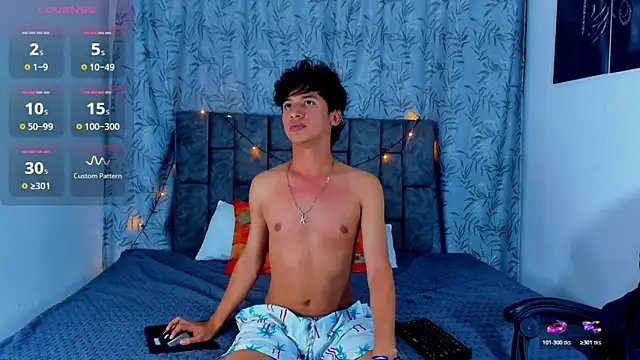 IhanKing Adlı Modelin Canlı XXX Sohbeti