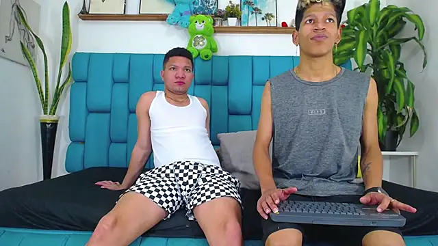 Chat +18 de Stephen_Angel ao vivo