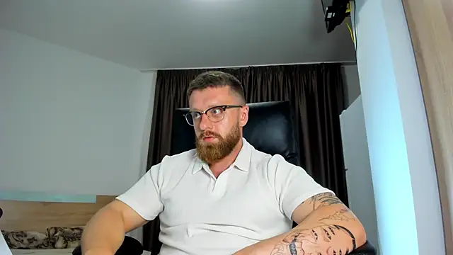 Онлайн чат XXX Findom_guy